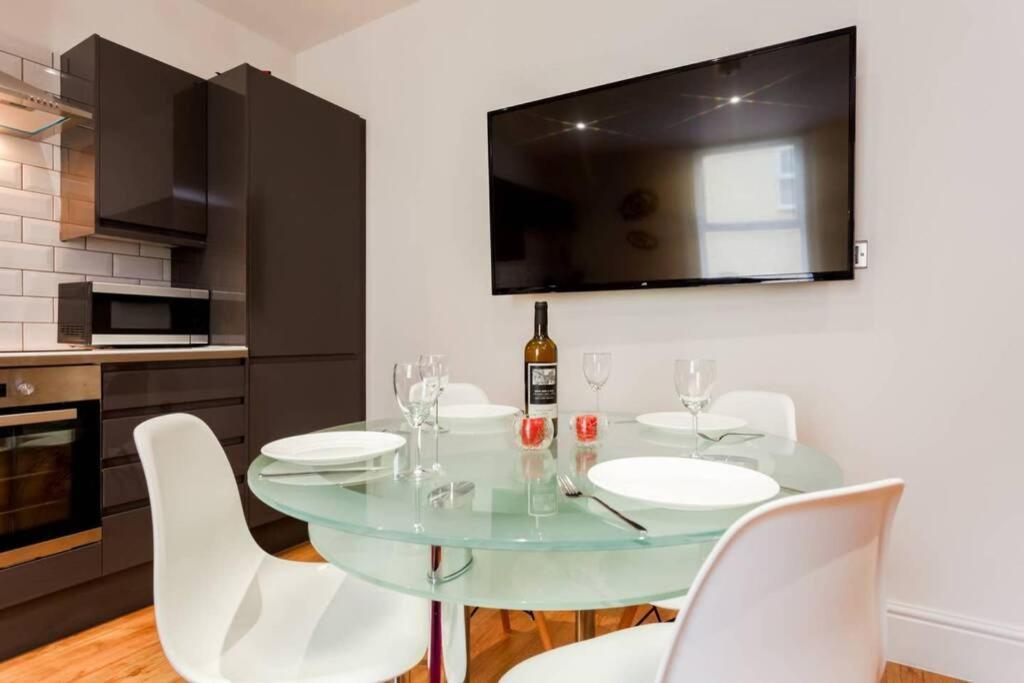 Stylish 2 Bed 2 Bath *Close To Beach And Centre With Parking* Bournemouth Esterno foto
